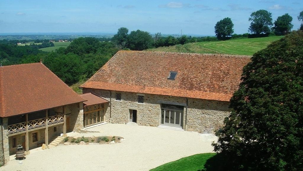 Domaine De Noyer Bed & Breakfast Saint-Christophe-en-Brionnais Dış mekan fotoğraf