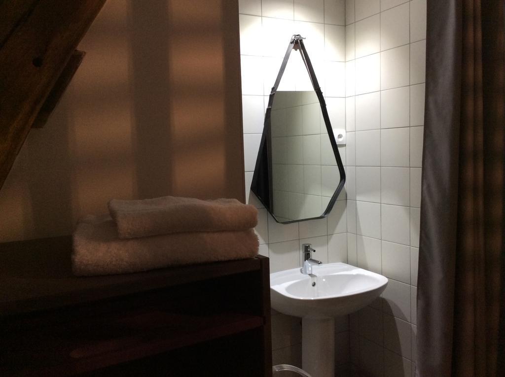 Domaine De Noyer Bed & Breakfast Saint-Christophe-en-Brionnais Oda fotoğraf