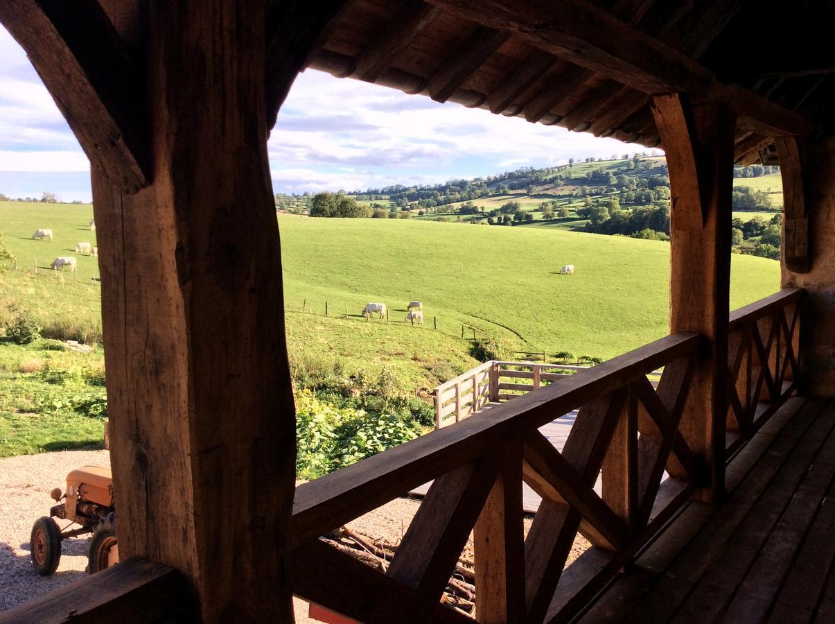 Domaine De Noyer Bed & Breakfast Saint-Christophe-en-Brionnais Oda fotoğraf